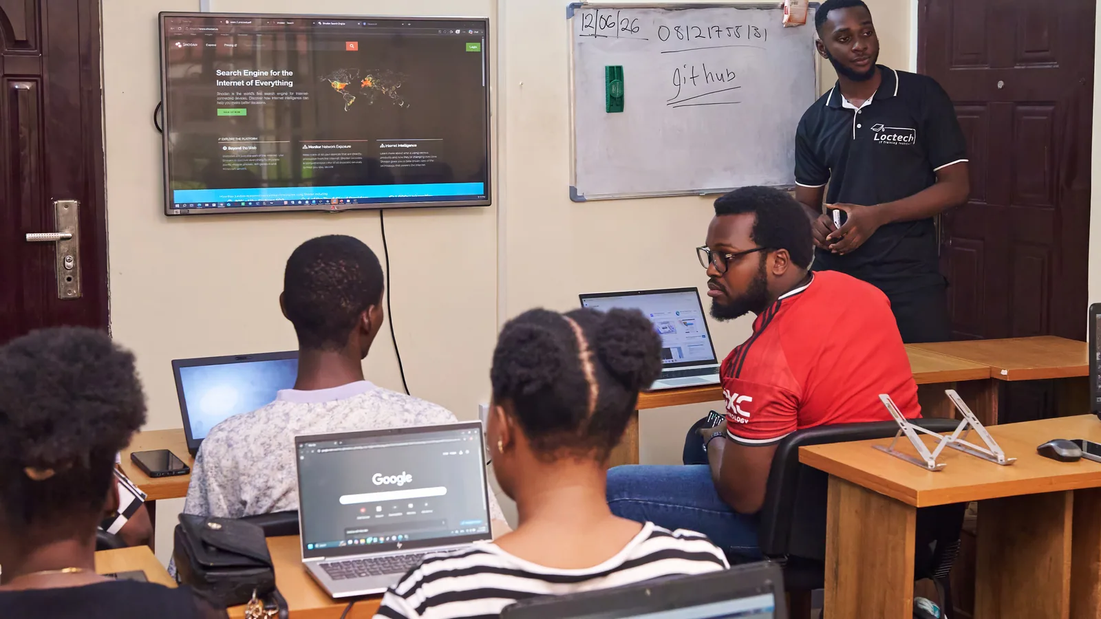 A practical class in progress at Loctech Enugu